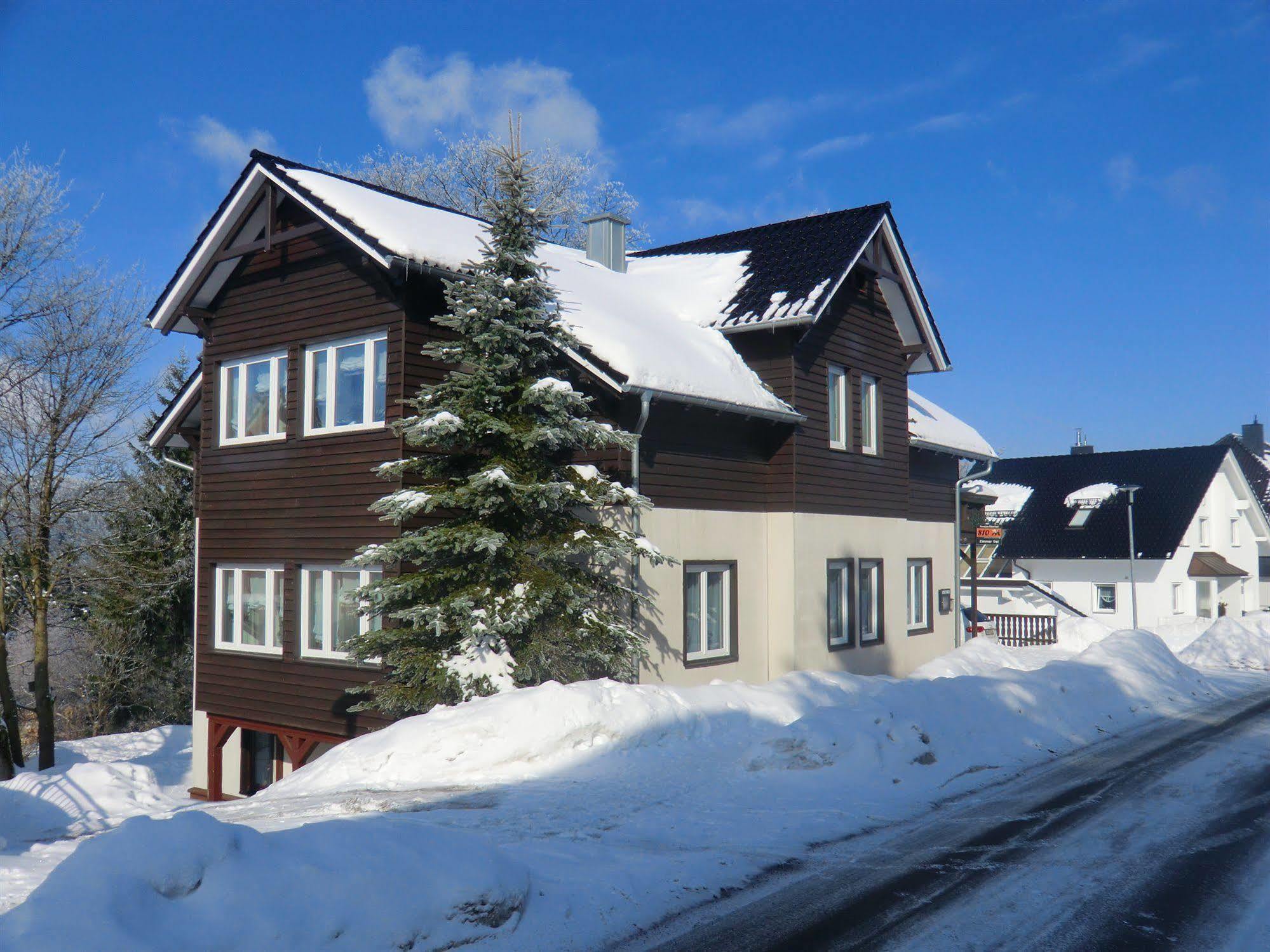Pension & Ferienwohnung Oberhof 810 M Extérieur photo